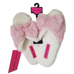 Betsey Johnson Shoes - Betsey Johnson Open Toe Scuff Slippers Betsey Johnson Shoes - Betsey Johnson Open Toe Scuff Slippers